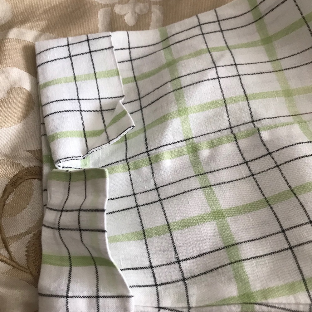 Blouse - Picture 2 of 3